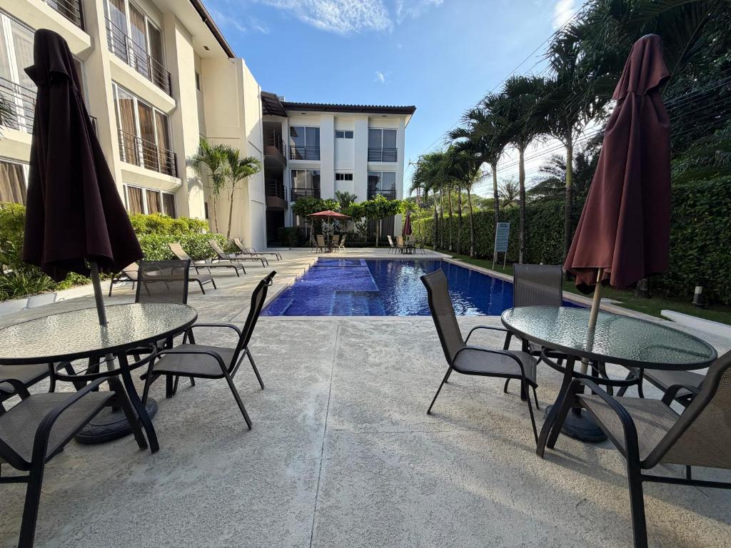 Condo in Herradura, Costa Rica, 10 min from Jaco, CR - Image 2