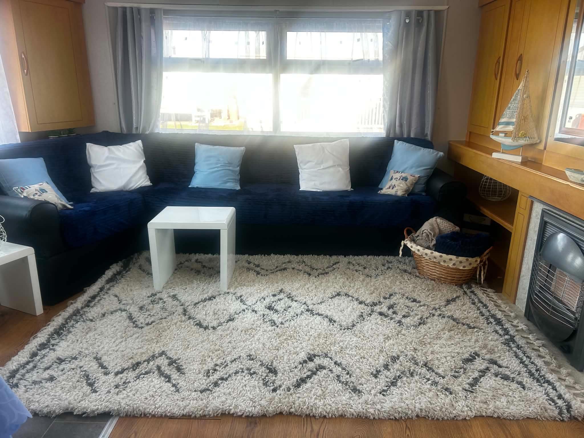 Amber Promenade Caravan - Image 2
